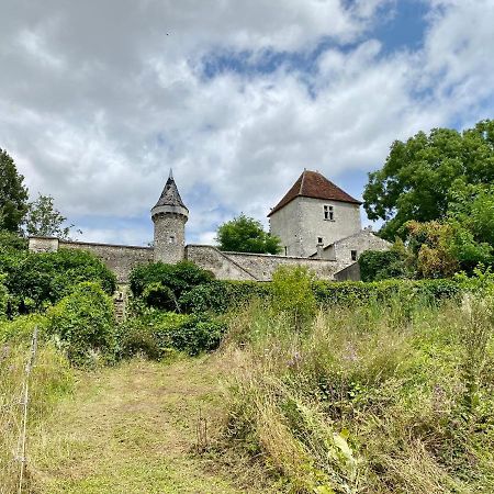 Вилла Domaine De Migny Saint-Cyran-du-Jambot Экстерьер фото